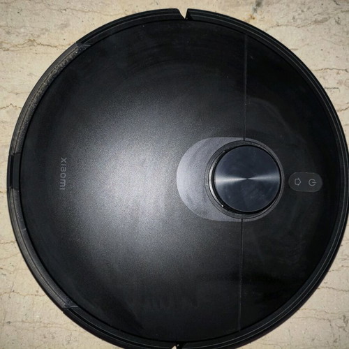 Xiaomi S20+ Robot Vacuum like new with accessory cloths