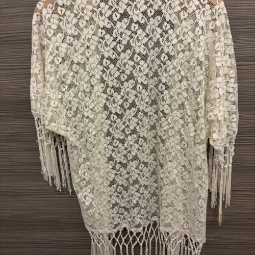 Kimono used with lace and fringes, white, one size