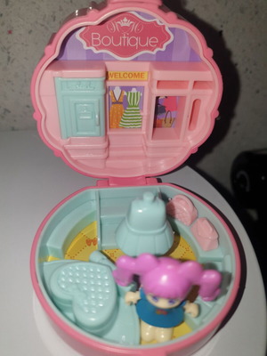 Παιχνίδι τύπου polly pocket