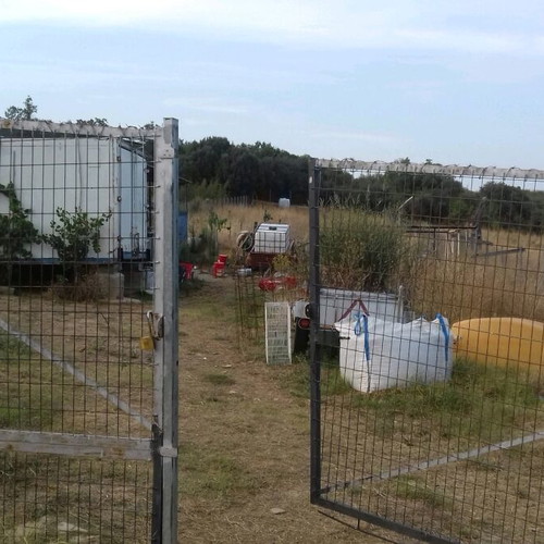 Agricultural land fenced 1.5 stremma with two container warehouses in Hortiatis