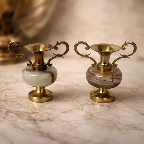 Decorative amphorae set of 4 made of brass and onyx like new
