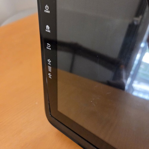Toyota Yaris 2020+ Factory Screen with Maps like new