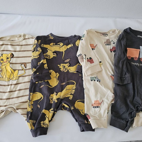 Baby bodysuits, set of 4