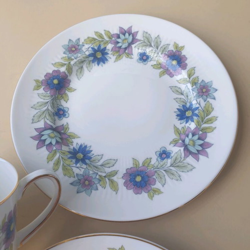 Paragon vintage triple set Cherwell porcelain like new