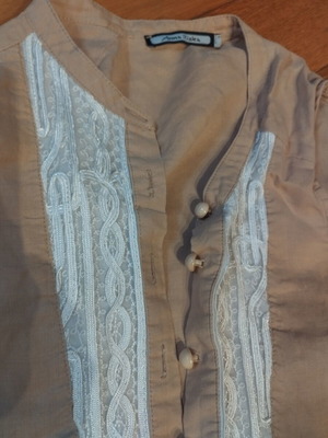 Anna Riska linen shirt like new, sleeveless, white and beige