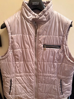 Marks and Spencer sleeveless jacket like new, beige and white, XXXL