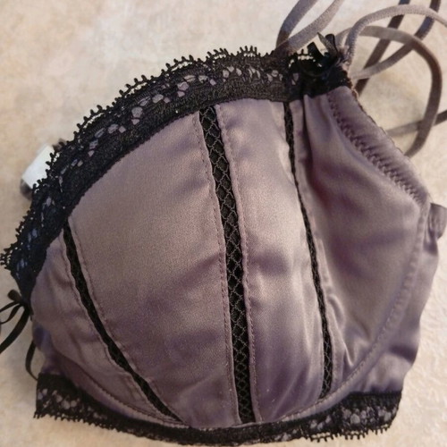 Venus Victoria bra 80C like new, gray