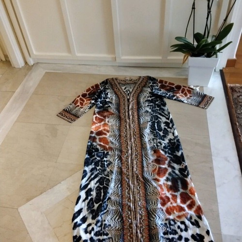 Caftan dress medium like new with unique pattern and color combinations