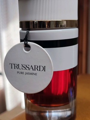 Trussardi Pure Jasmine Eau de Parfum 90ml като ново