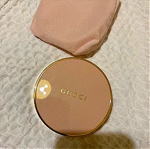 Gucci beauty powder