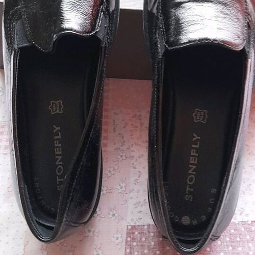 Anatomical patent leather shoes new, black size 39 Rollini