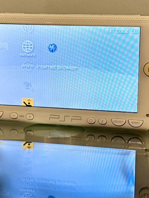 Sony PSP-1000 άσπρο σαν καινούργιο με WiFi και καινούργια μπαταρία