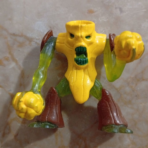 Giochi Preziosi Vintage Cannon Trunk Gormiti figure