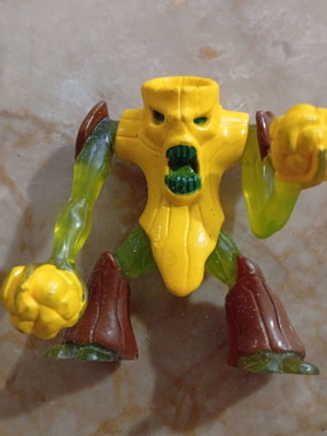 Giochi Preziosi Vintage Cannon Trunk Gormiti figure