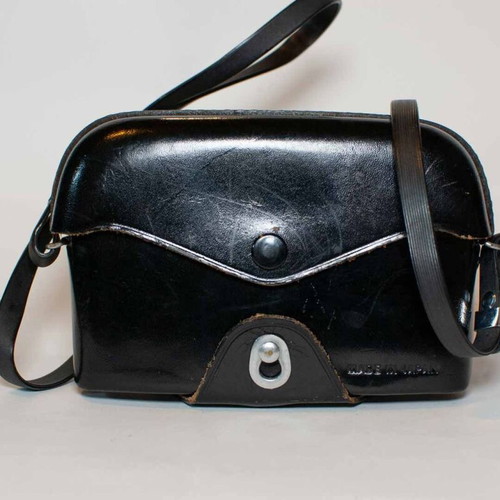 Canon QL17 camera case used
