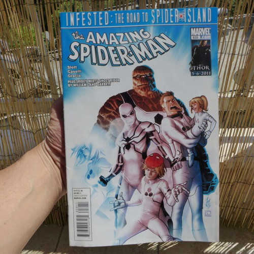 Amazing Spider-Man Infested: The Road To Spider Island comic set like new