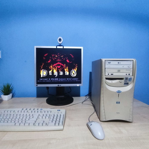 HP Brio desktop PC Pentium III 1GHz 512MB RAM 160GB HDD Windows XP