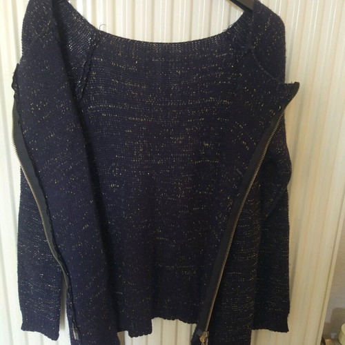 Knitted sweater with zipper like new, dark blue with gold thread