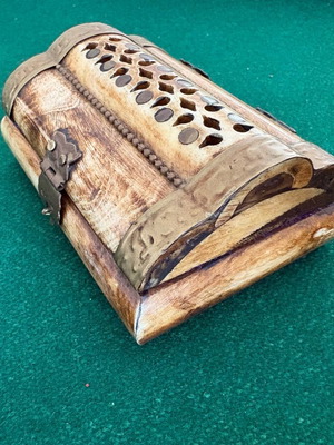 Jewelry box camel bone with brass details like new