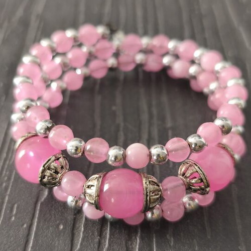 Pink Memory Wire Bracelet with Key Charm like new