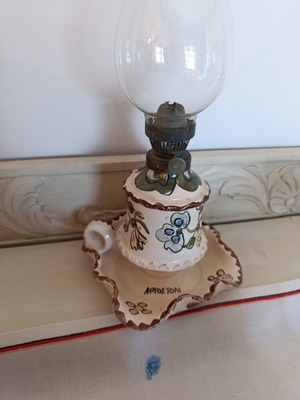 Traditional lamp with glass chimney like new