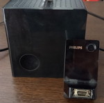 Πομπός και δέκτης πίσω ηχείων Philips για οικιακό σινεμά