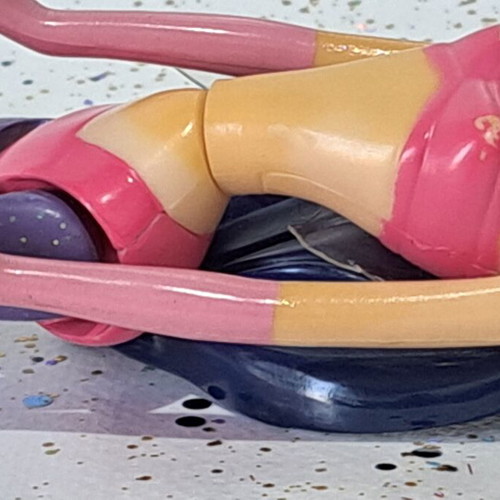 Winx Club Musa Kinder Figurine used with flaws and incomplete
