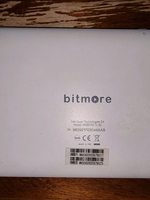 Tablet 7" mobitab 3G used with screen shadows