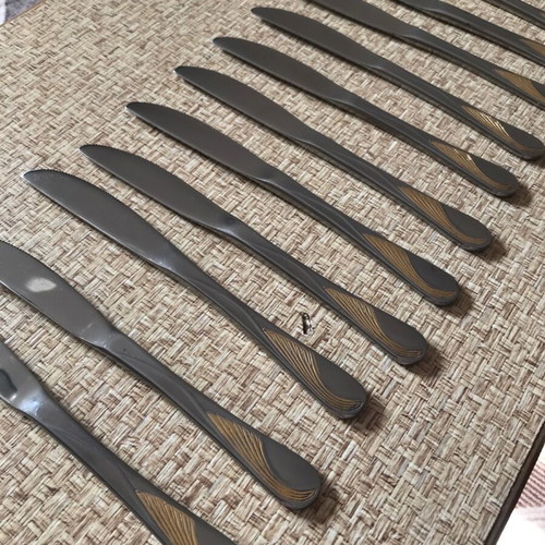 Knives new, pack of 12 pieces