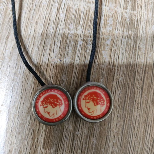 Olympiacos 25th anniversary komboloi and begleri used