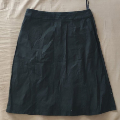 Raxevksy black skirt like new, size S