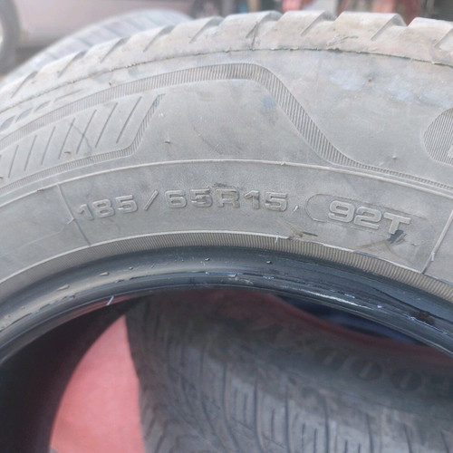 Good Year Vector 4 Seasons tires used, 3 pieces 185/65/15 in very good condition