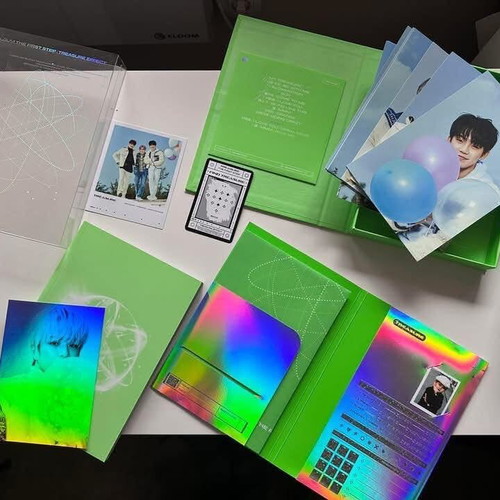 Treasure The First Album The First Step: Treasure Effect preorder ver. green like new