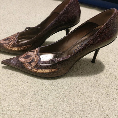 Migato brown pumps used with gold, 6 cm heels, size 39