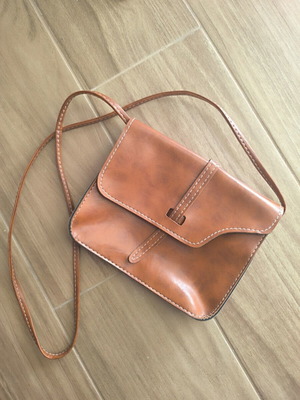 Leather crossbody bag like new, beige and brown
