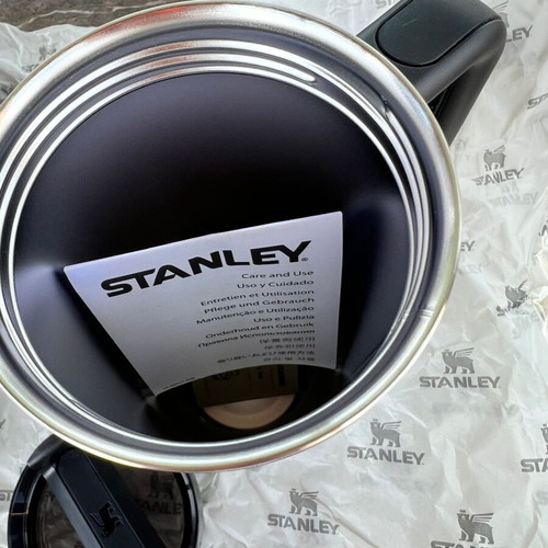 Stanley Quencher H2.0 40oz tumbler new, Welcome to Derry design