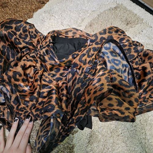 Fluffy cheetah print skirt new, size M, black and brown