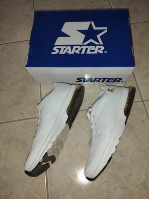 Starter women's athletic shoes No 39 like new, white with gold details
