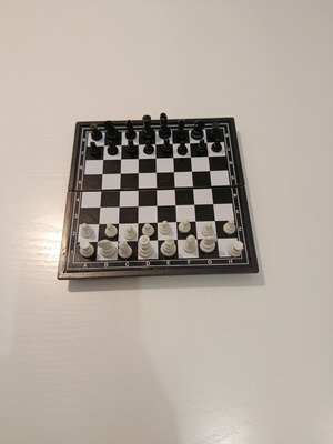 Portable folding chess set like new