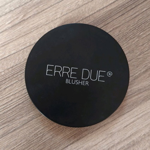 Blusher Erre Due like new