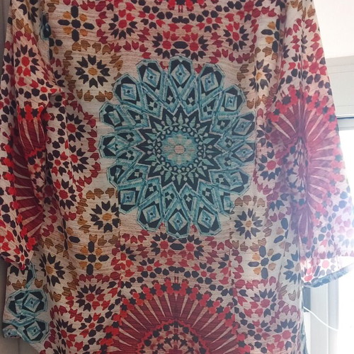 Blouse with paisley pattern like new, 3/4 sleeve, Bill Cost
