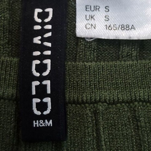 Women’s green H&M tank top used, size S