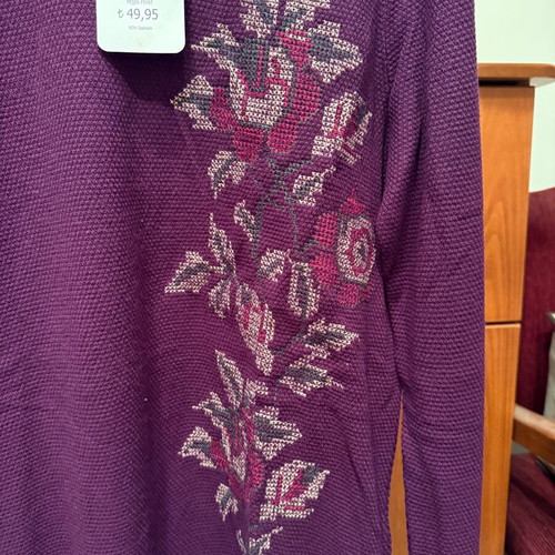 Knitted burgundy blouse dress with flowers new