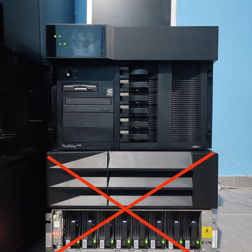 IBM Netfinity 5500 Server used, Dual Pentium II 400MHz, 2x256MB RAM