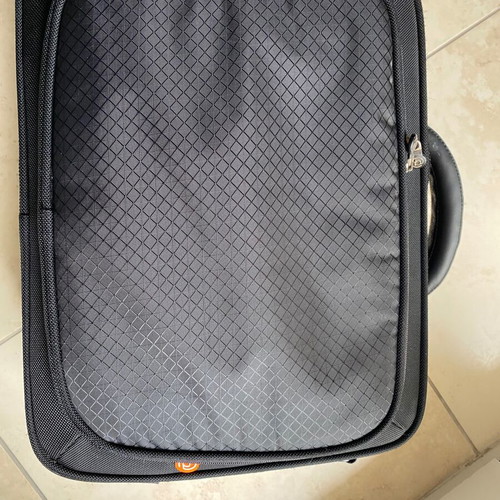 Booq Boa XL laptop bag used up to 15inch black orange