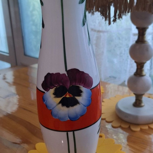Tall glass vase like new, hand-painted