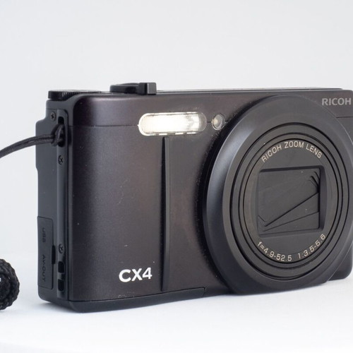 Ricoh CX4 10MP Premium Superzoom Compact Camera used