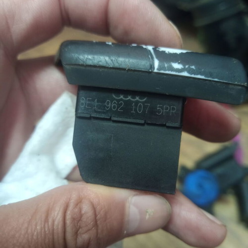 Central Locking Buttons Audi A4 B7 used, 8E1962107