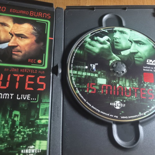 15 Minutes DVD like new, action thriller with Robert De Niro