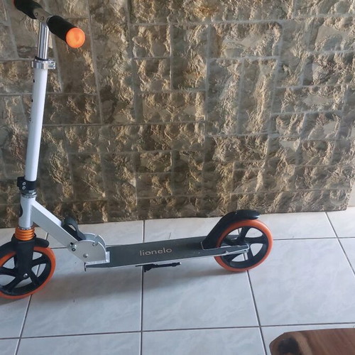 Lionelo scooter